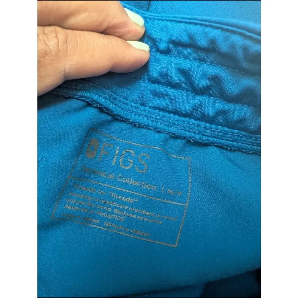 FIGS Royal Blue Scrub Set - Top & Pants Size Medium